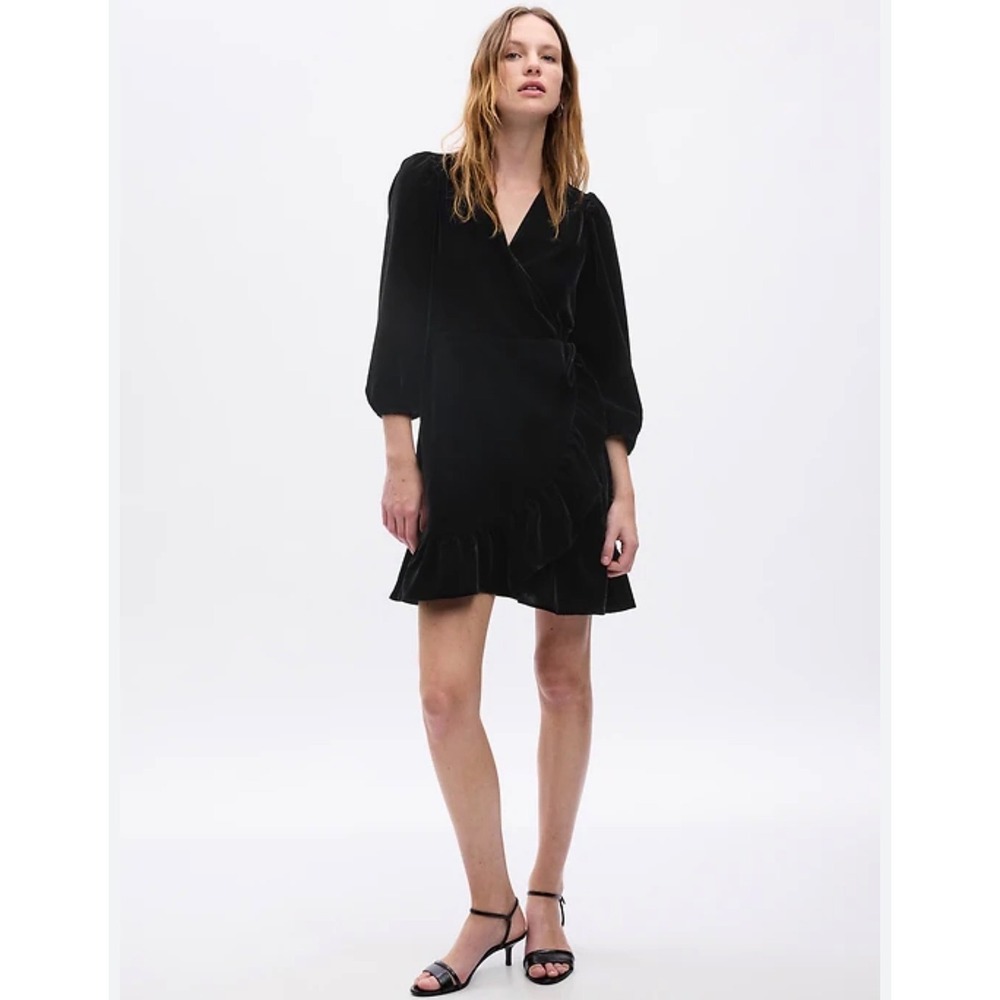 NWT GAP black witchy goth Whimsigoth fall velvet holiday‎ mini wrap dress medium